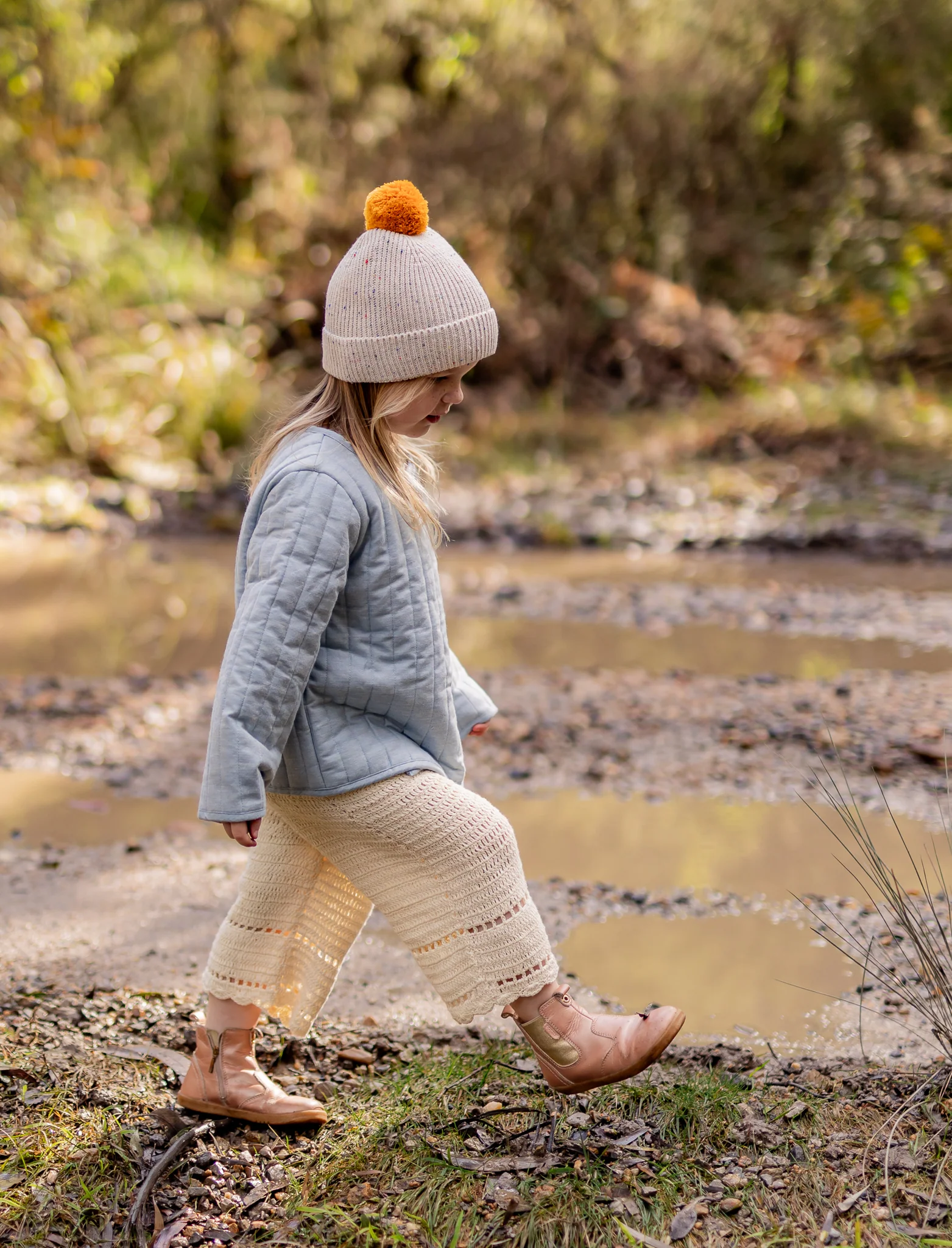 Acorn Como Beanie Oatmeal Speckle - Image 3