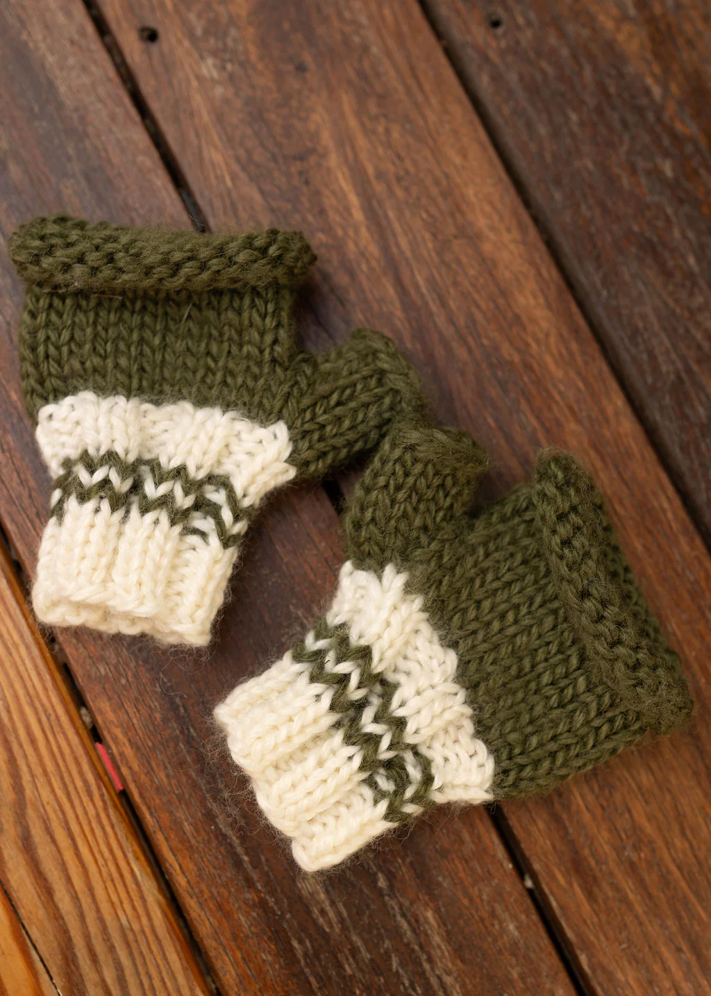 Denmark Mittens Khaki and Cream - Image 2