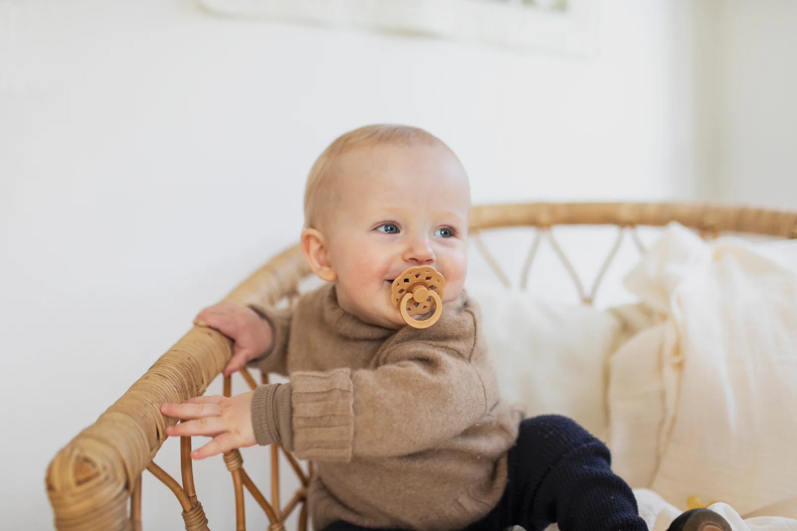 Boheme Pacifier 2 Pack - Desert Sand/Honey Bee - Image 7