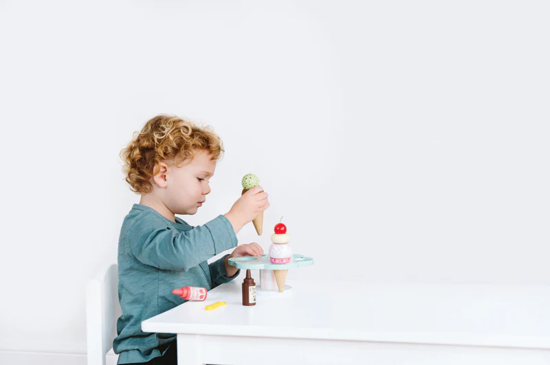 Carlo's Gelato Wooden Ice Cream Set - Image 3