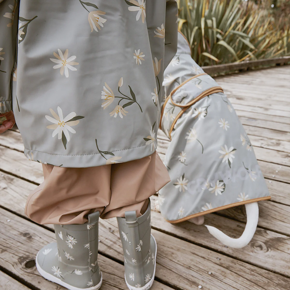 Crywolf Ruff Jacket - Forget Me Not - Image 4