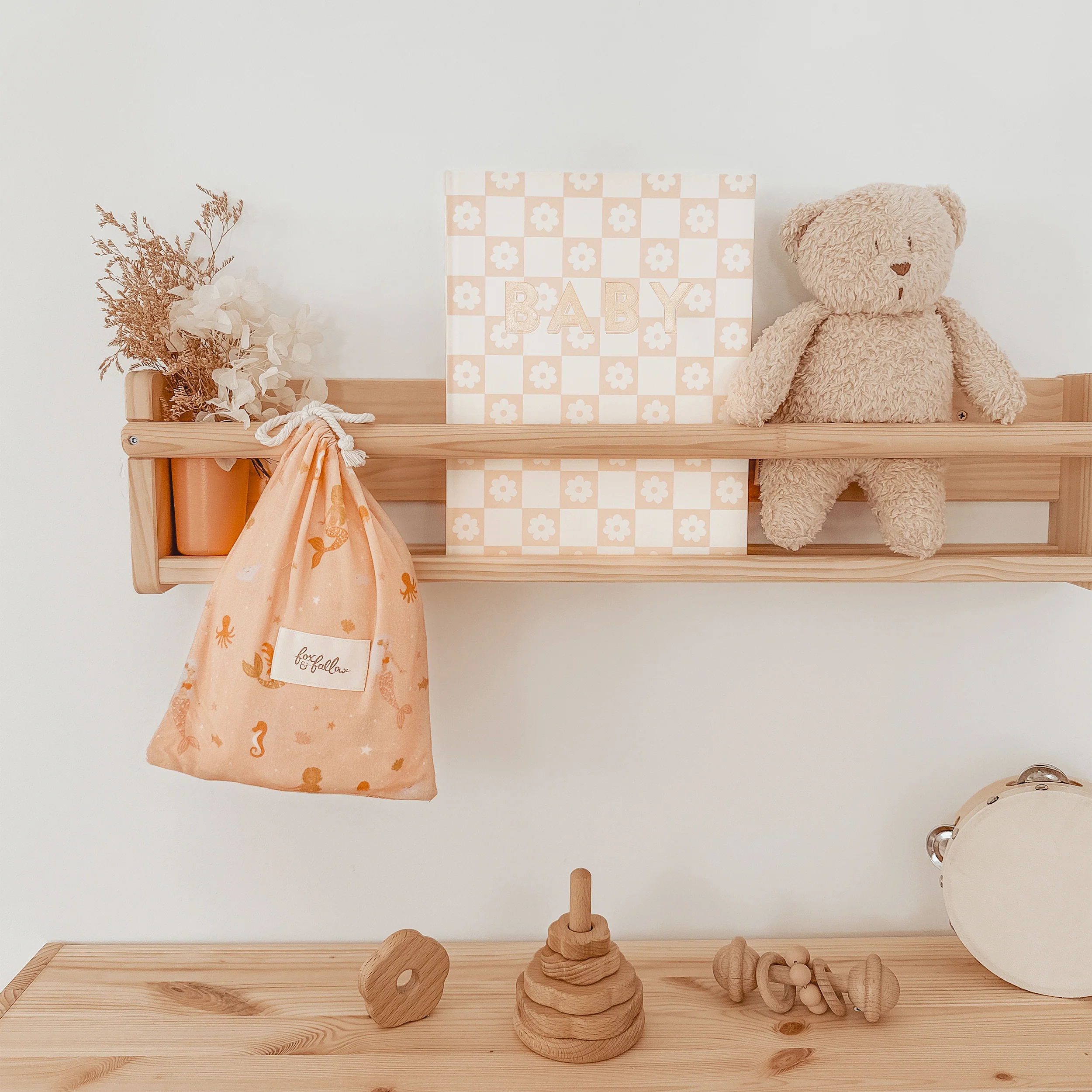 Baby Book - Daisy Grid (Boxed) - Image 4