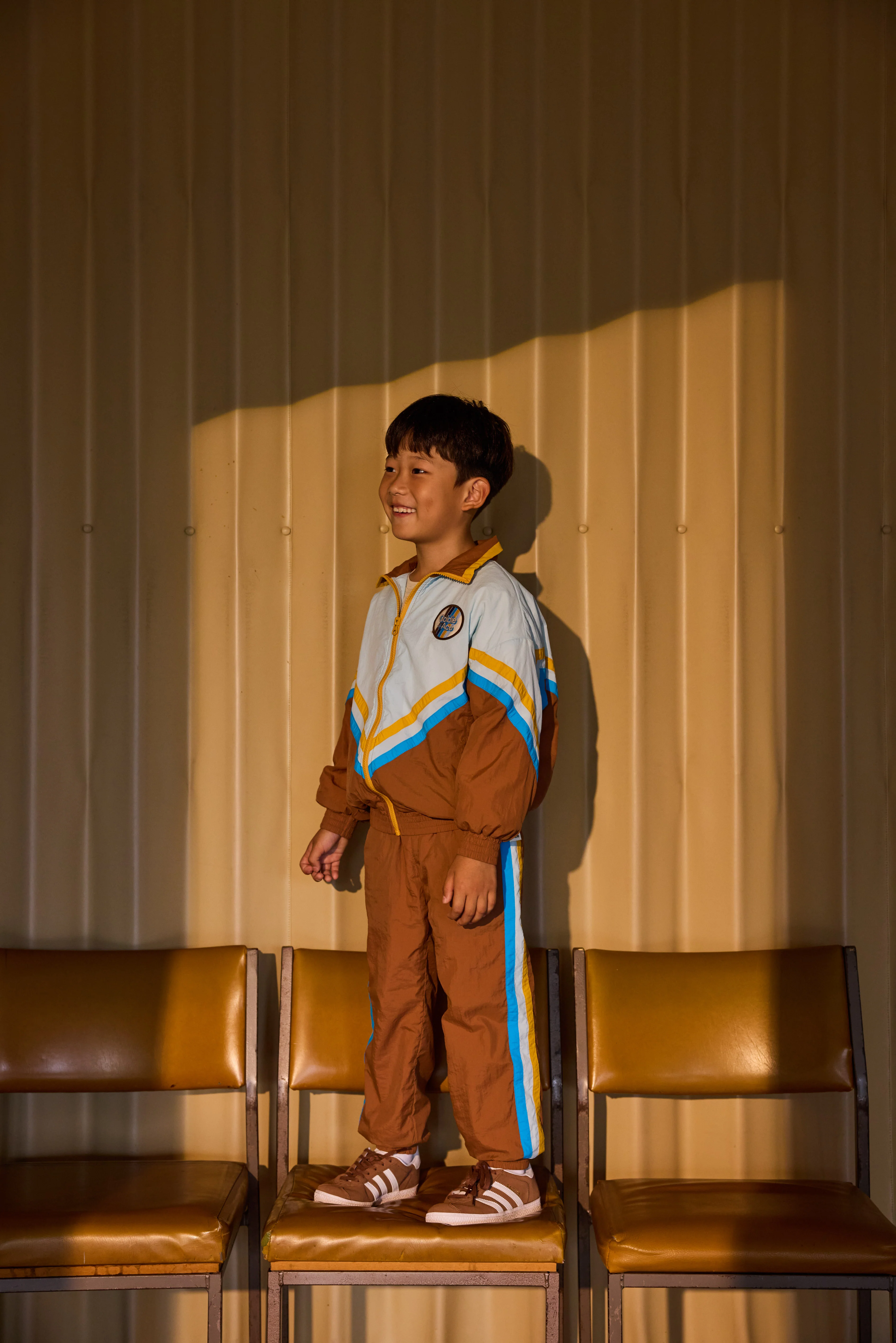 Goldie + Ace Retro Lightweight Sporty Pants Brown - Image 2