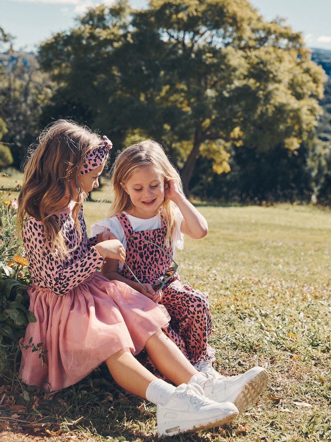 Huxbaby AW22 Drop 1 Leopard Overalls - Dusty Rose - Image 2