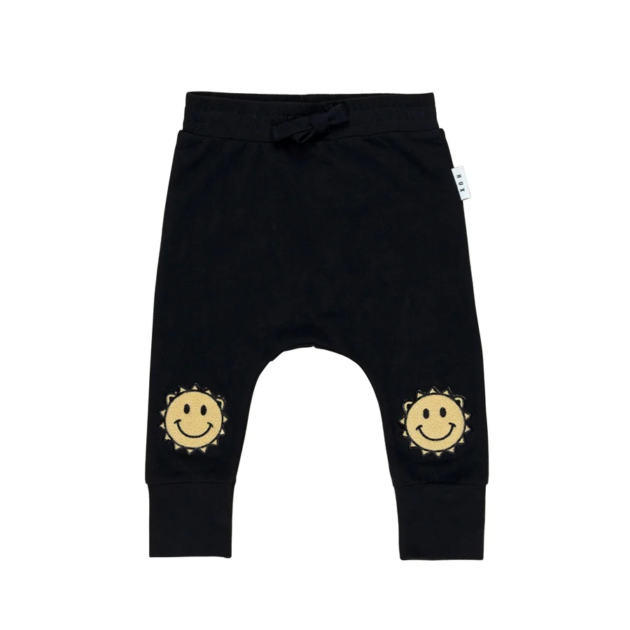Huxbaby Drop Crotch Pant Sunny Bear Knee - Black