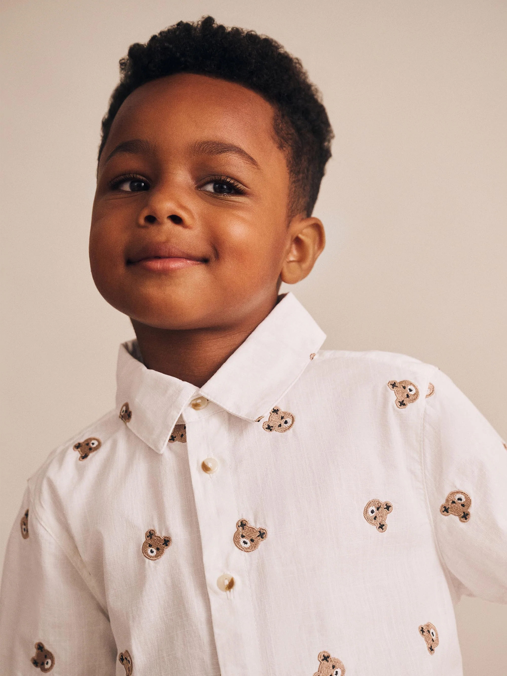Shortsleeve Huxbear Button Up Crisp White - Image 5