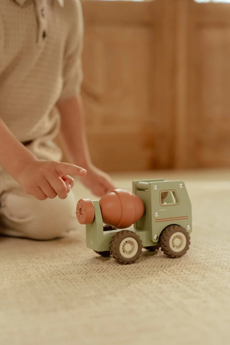 Cement Truck - Image 3