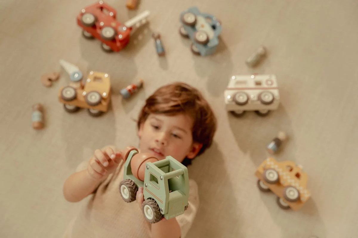 Cement Truck - Image 5