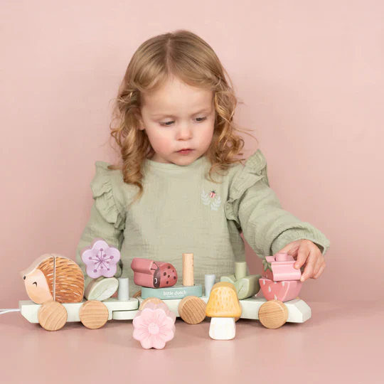 Fairy Garden Stacking Train Hedgehog - Image 4