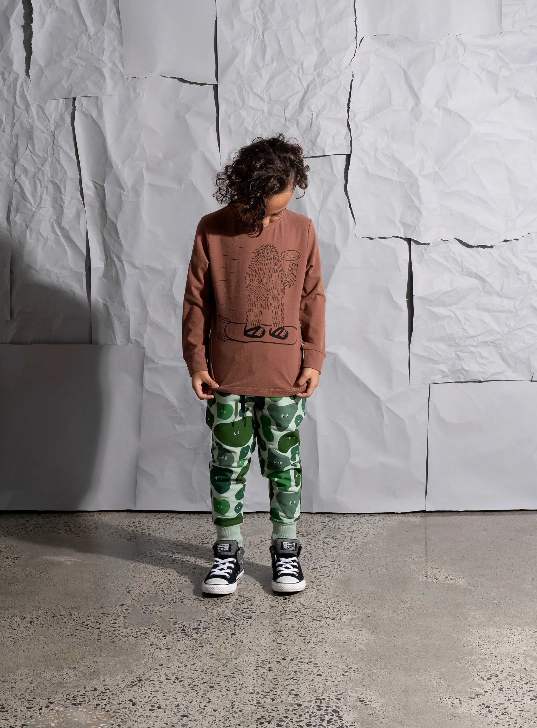 Minti Boarding Bigfoot Tee - Chocolate - Image 3