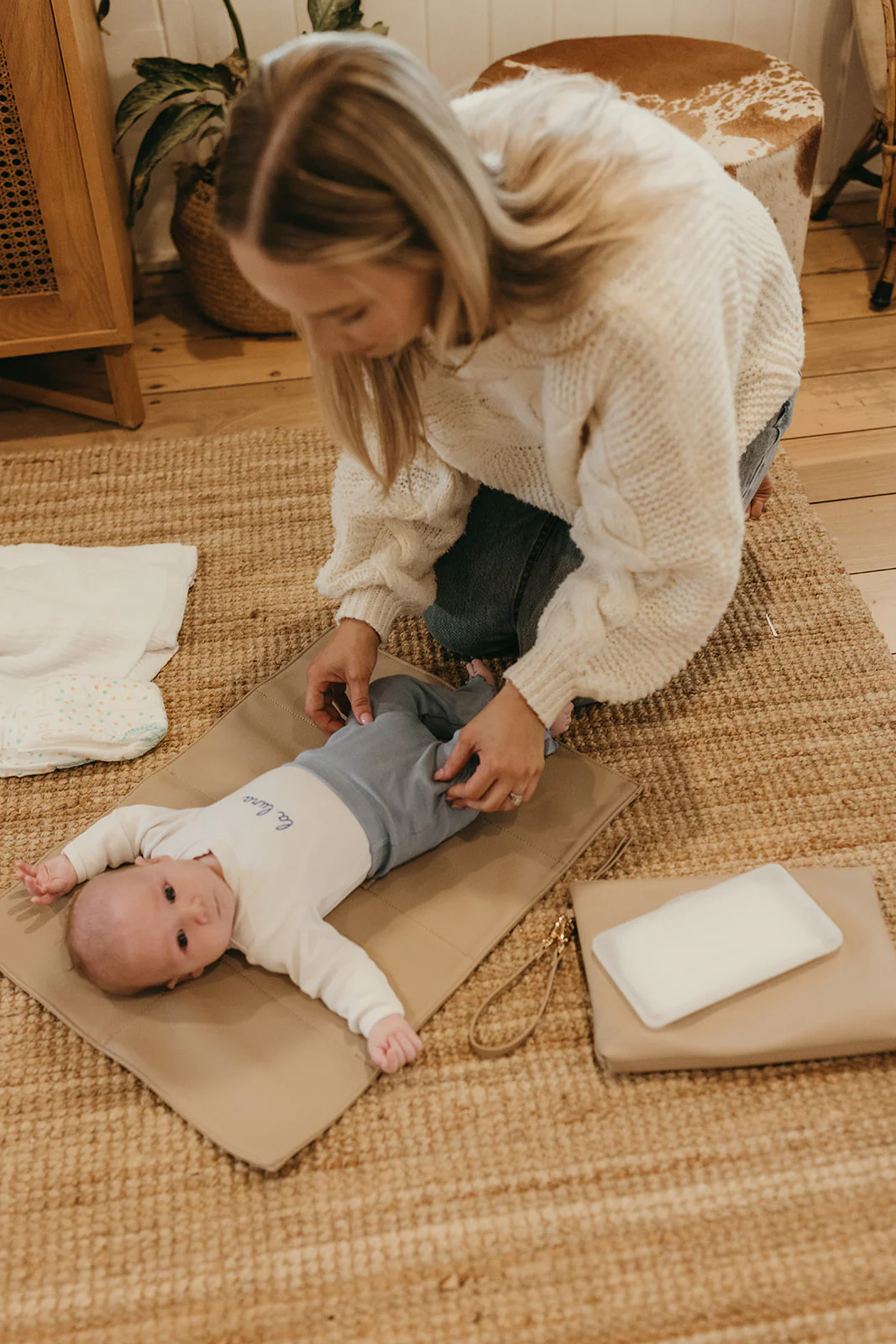 Nappy Changing Pouch - Oat - Image 2