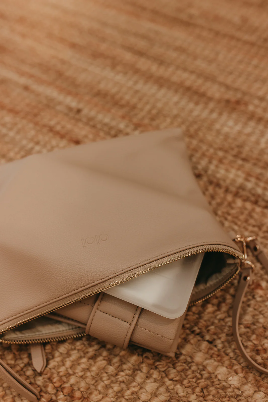 Nappy Changing Pouch - Oat - Image 4