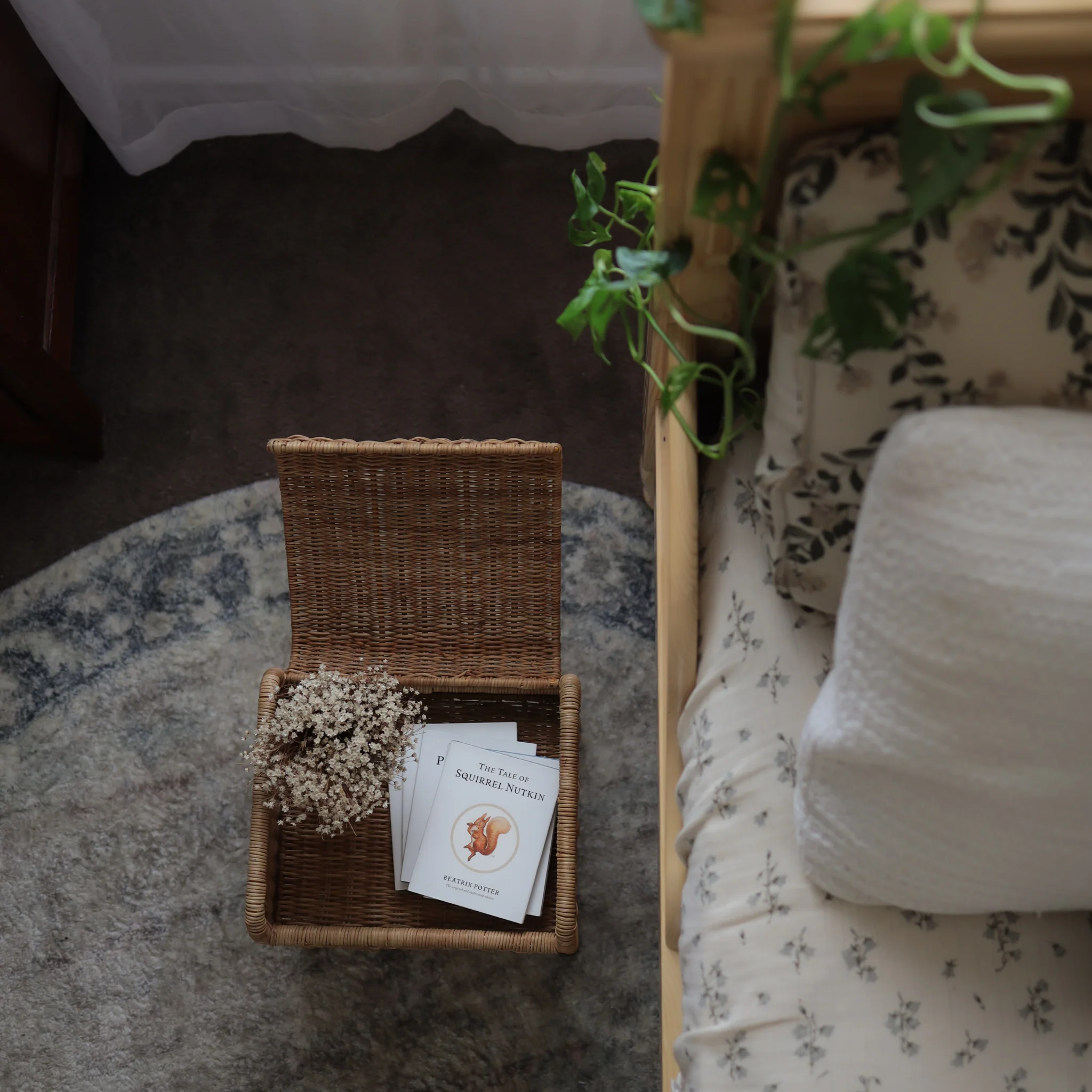 Petal Storie Stool - Natural - Image 3
