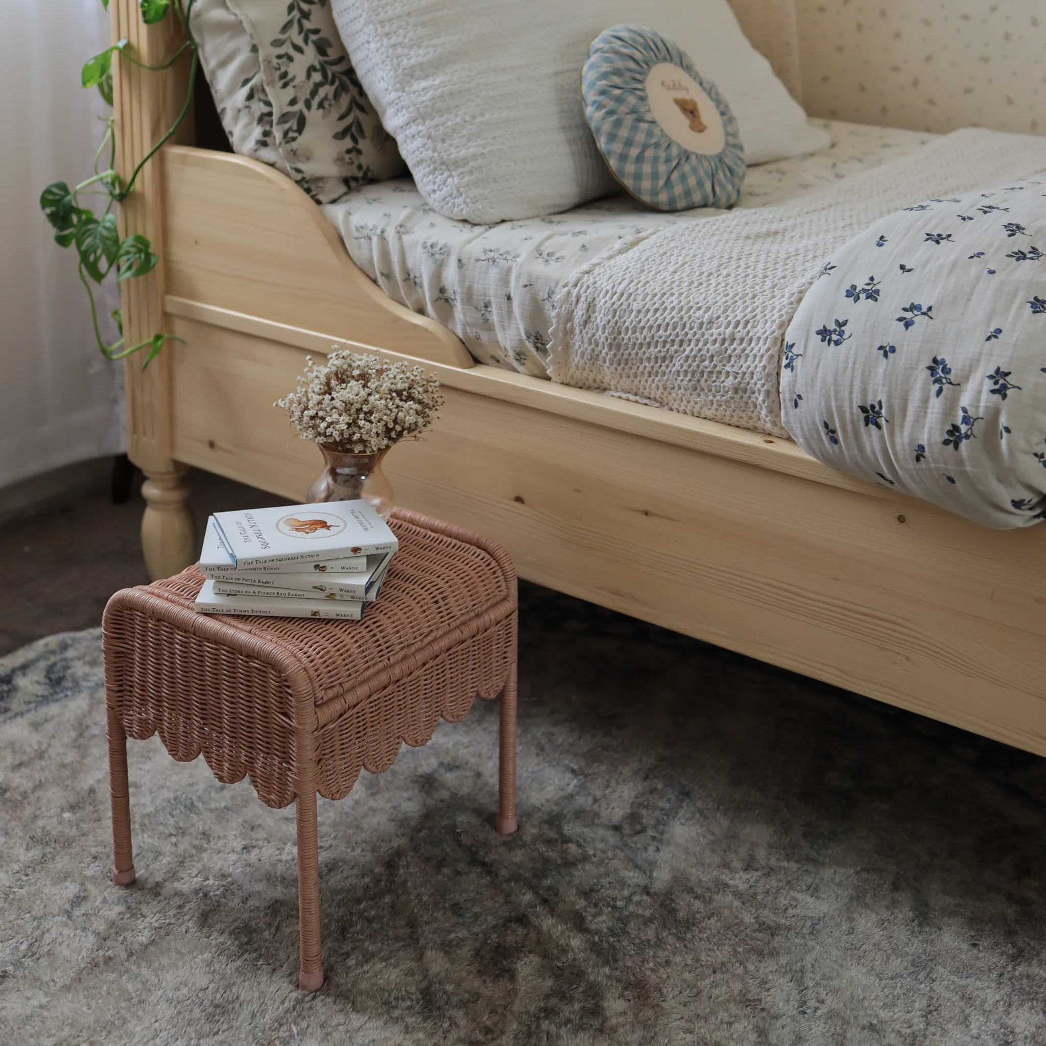 Petal Storie Stool - Seashell Pink - Image 2