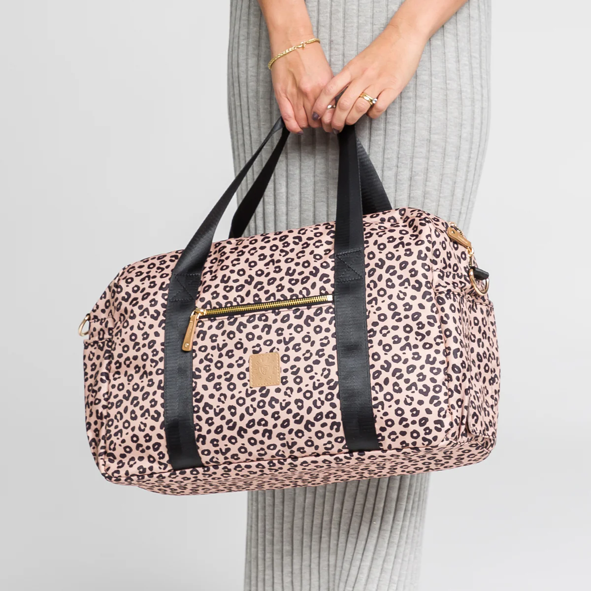 Pretty Brave Stella Baby Bag - Leopard - Image 13