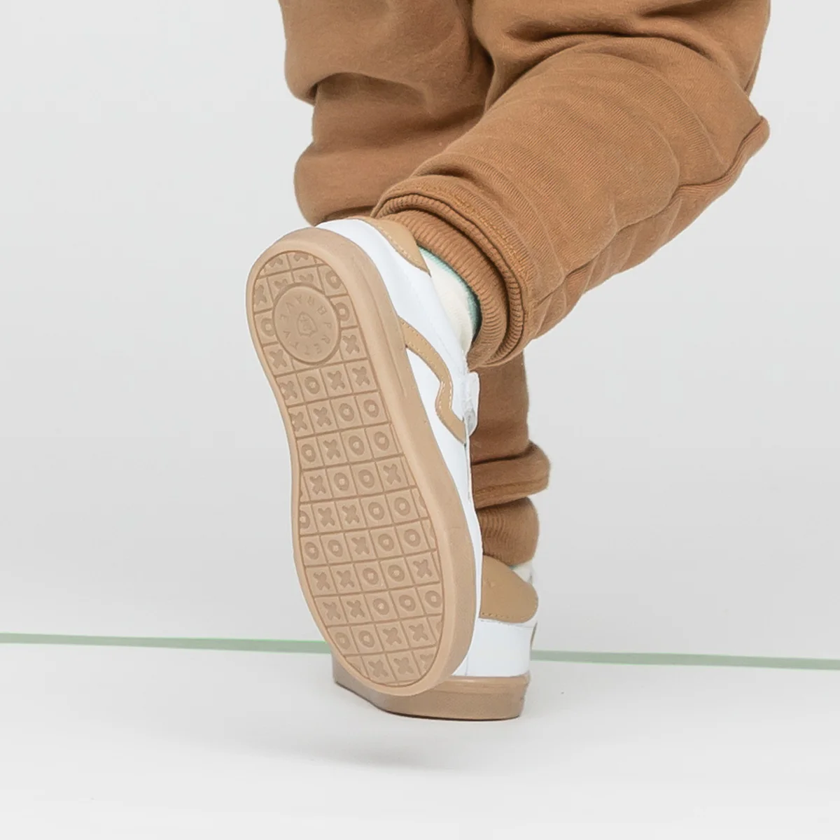 Pretty Brave XO Trainer - White/Camel - Image 7