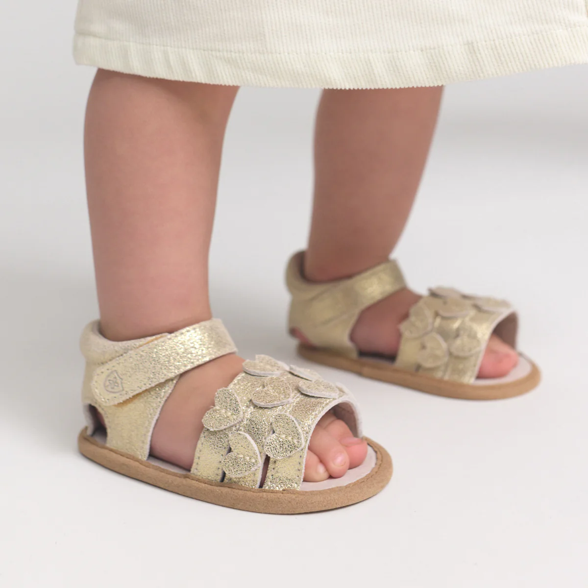 Hearts Sandal Gold Sparkle - Image 4