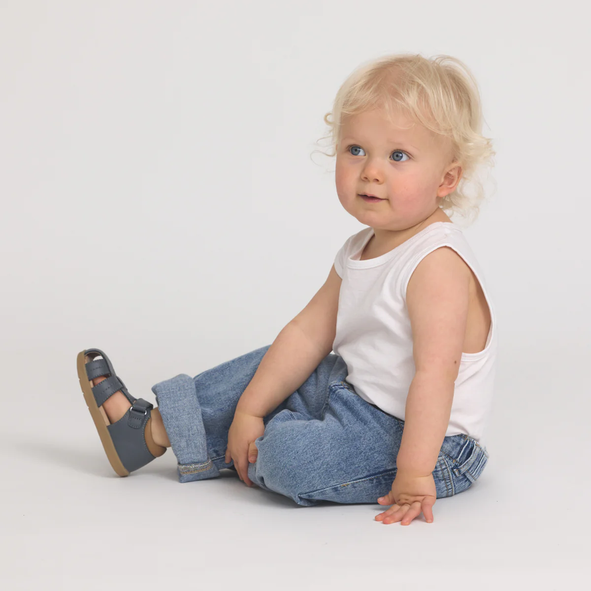 Theo Indigo - Image 3