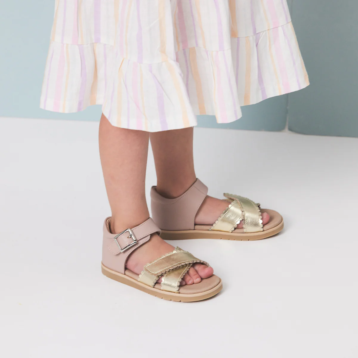 Pretty Brave Willow - Blush/Gold - Image 4