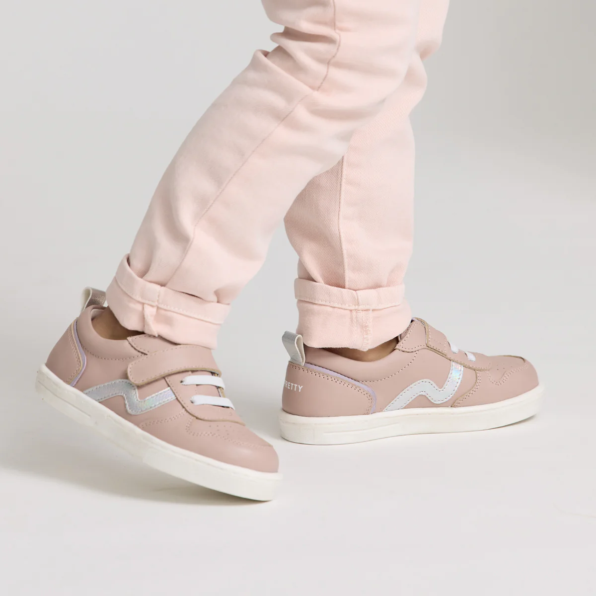 Pretty Brave XO Trainer - Blush - Image 2