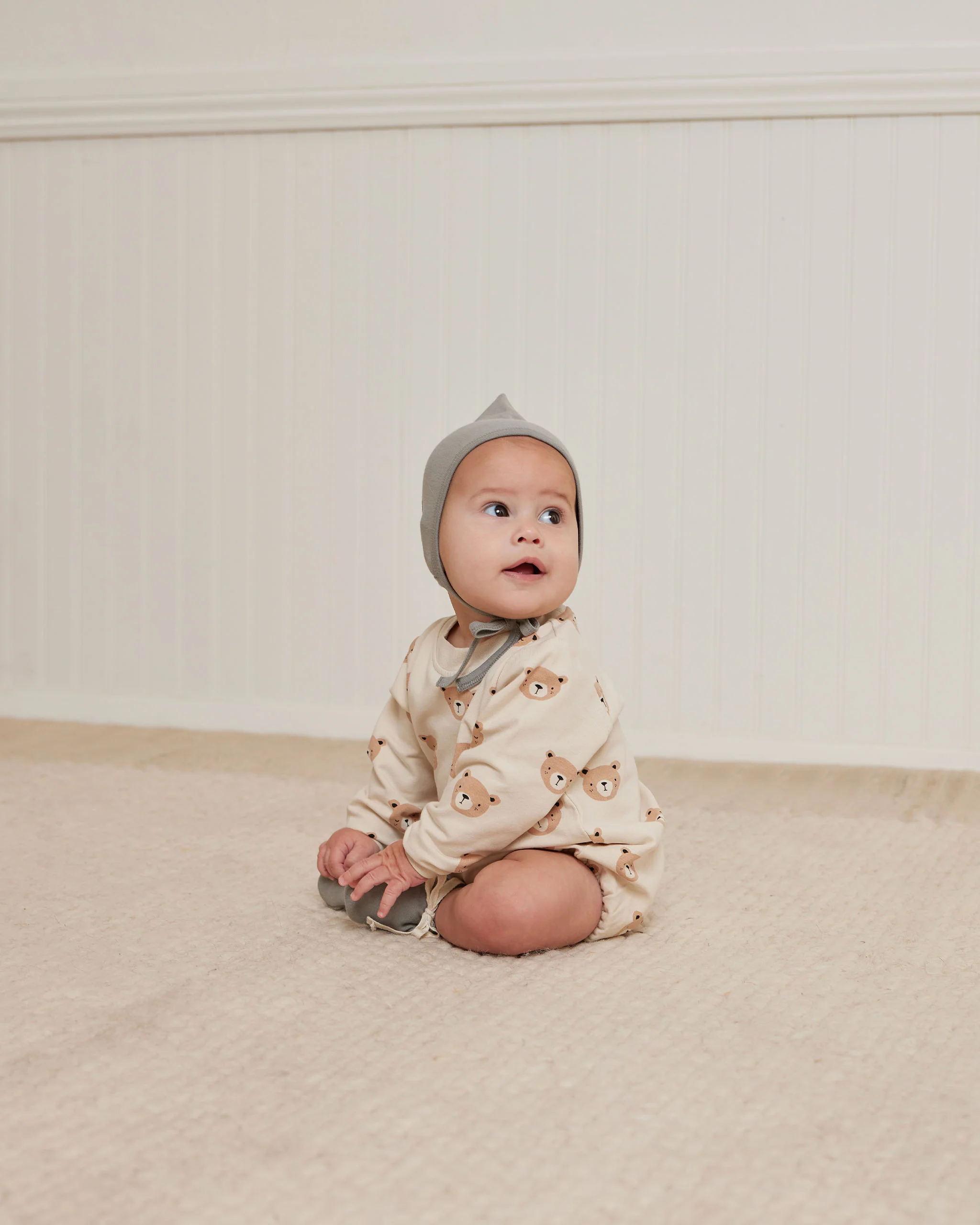 Quincy Mae Crewneck Bubble Romper - Teddy - Image 4