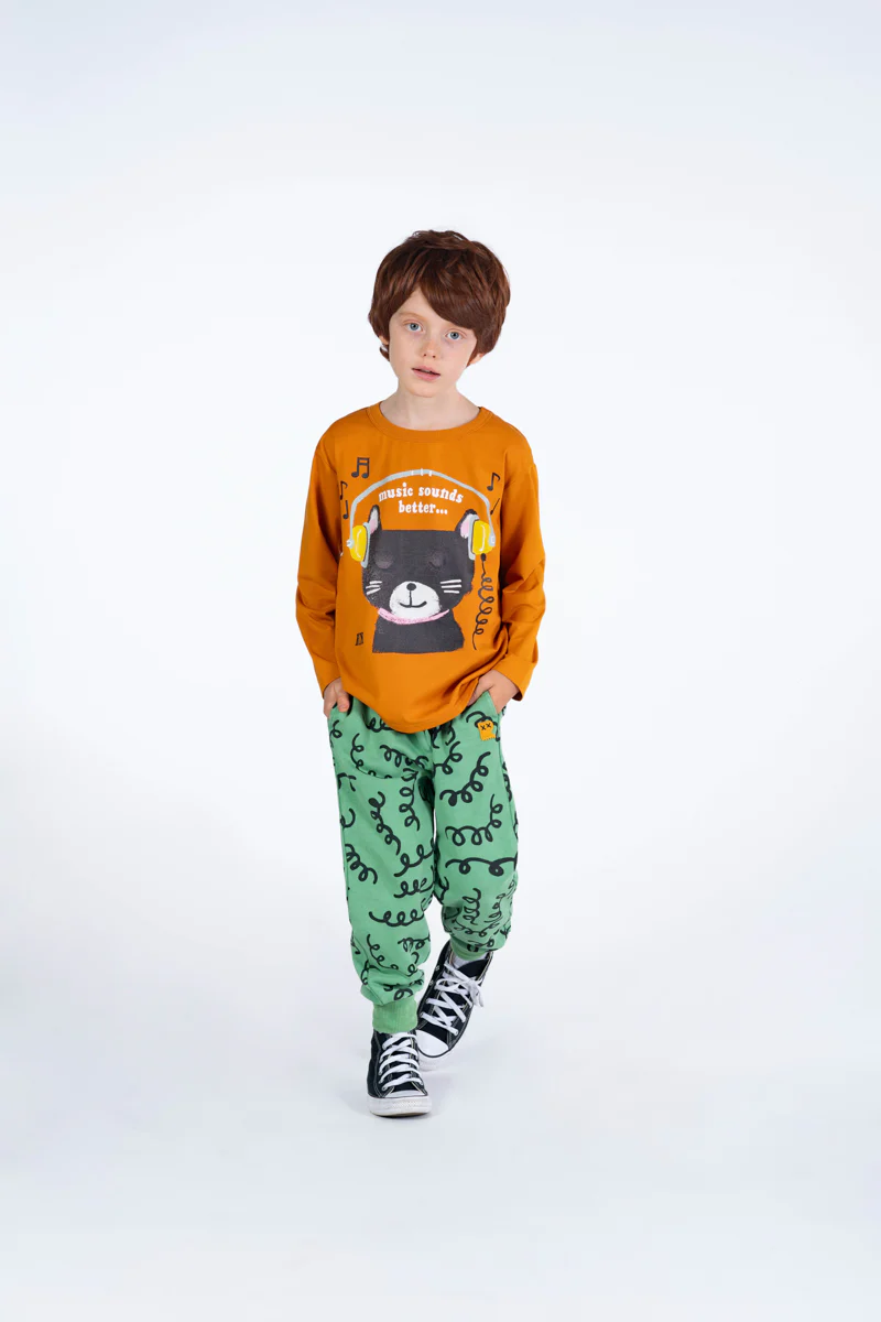 T-Shirt - Music Sounds Better - Image 2