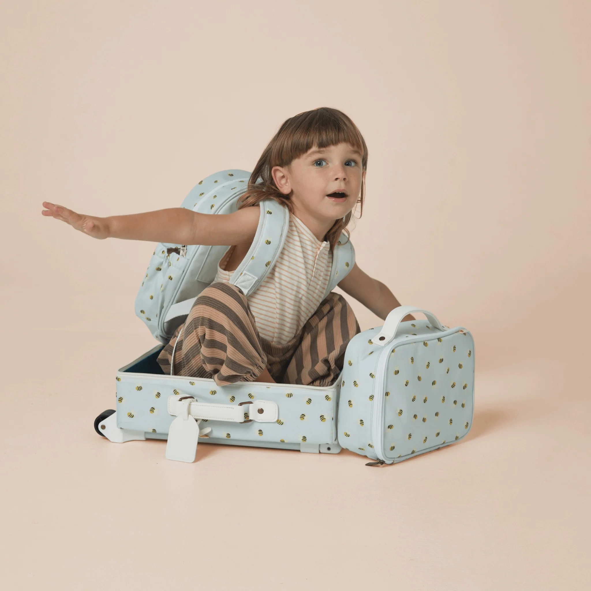 See-ya Suitcase - Bee - Image 4