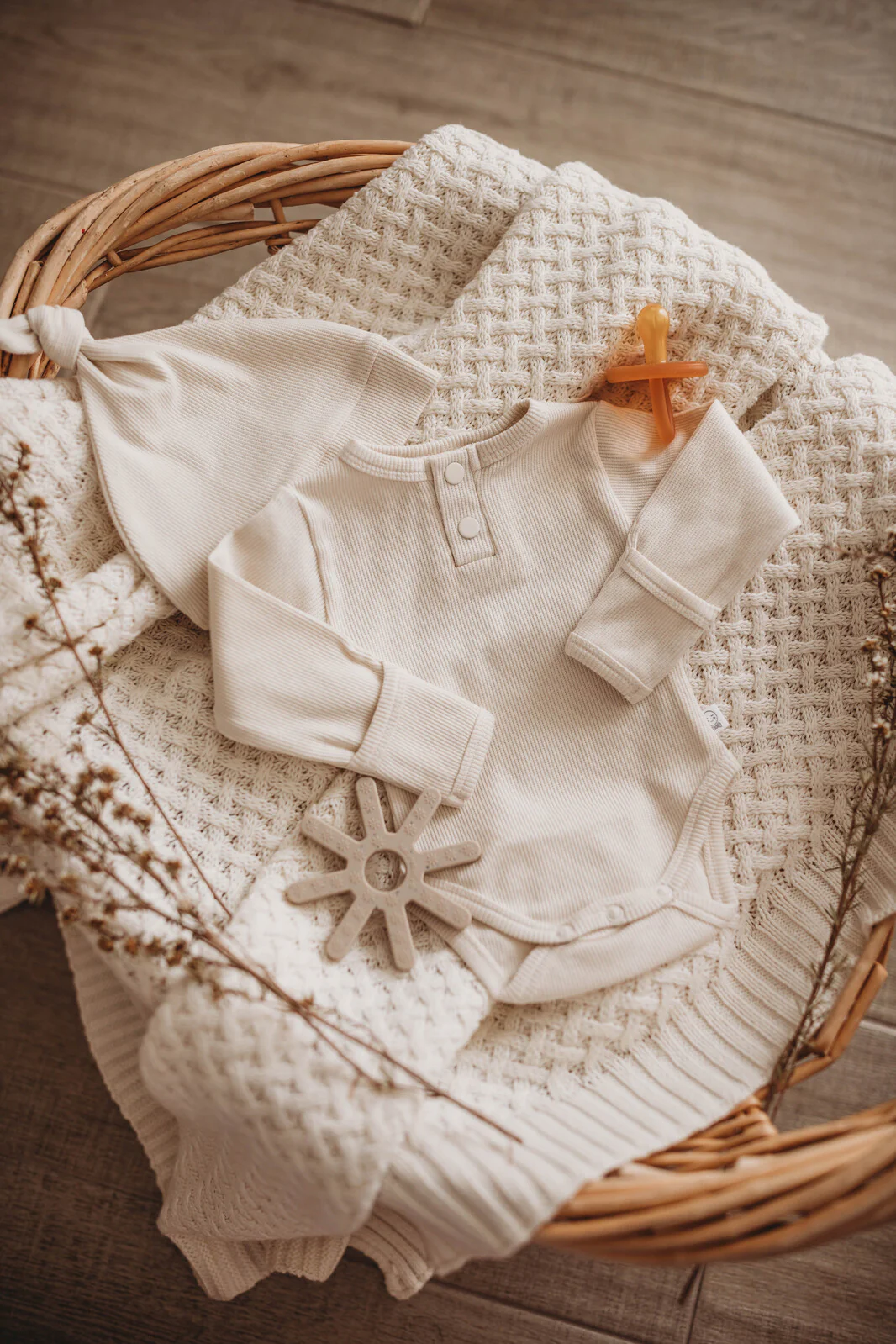 Snuggle Hunny Kids Knotted Beanie - Halo - Image 3