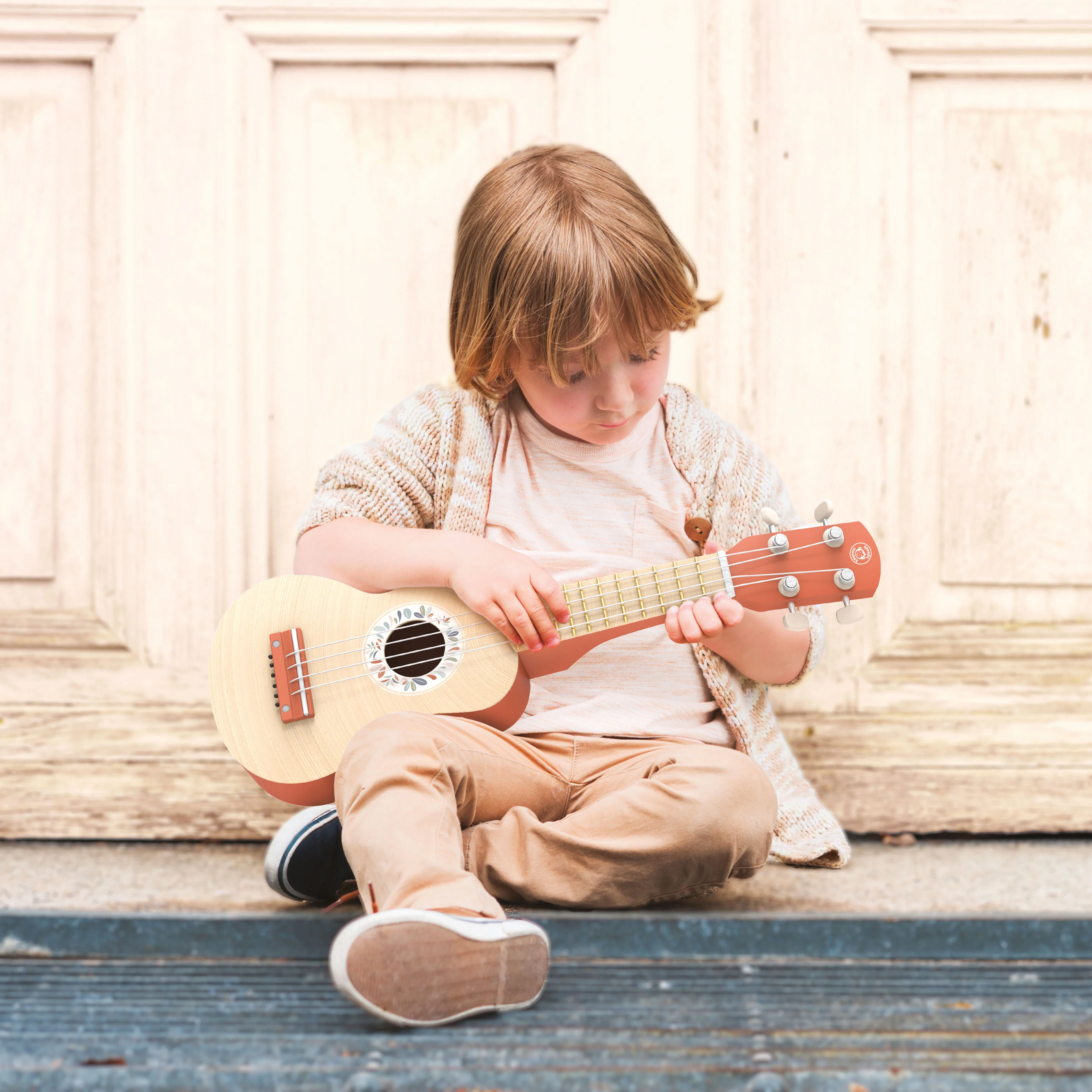 Ukulele - Image 2