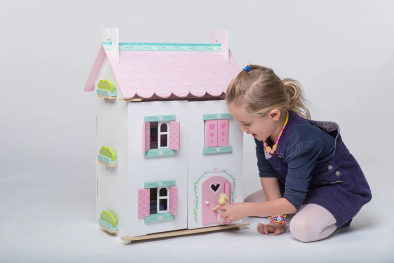Daisylane Sweetheart Cottage Doll House - Comes furnished - Image 3