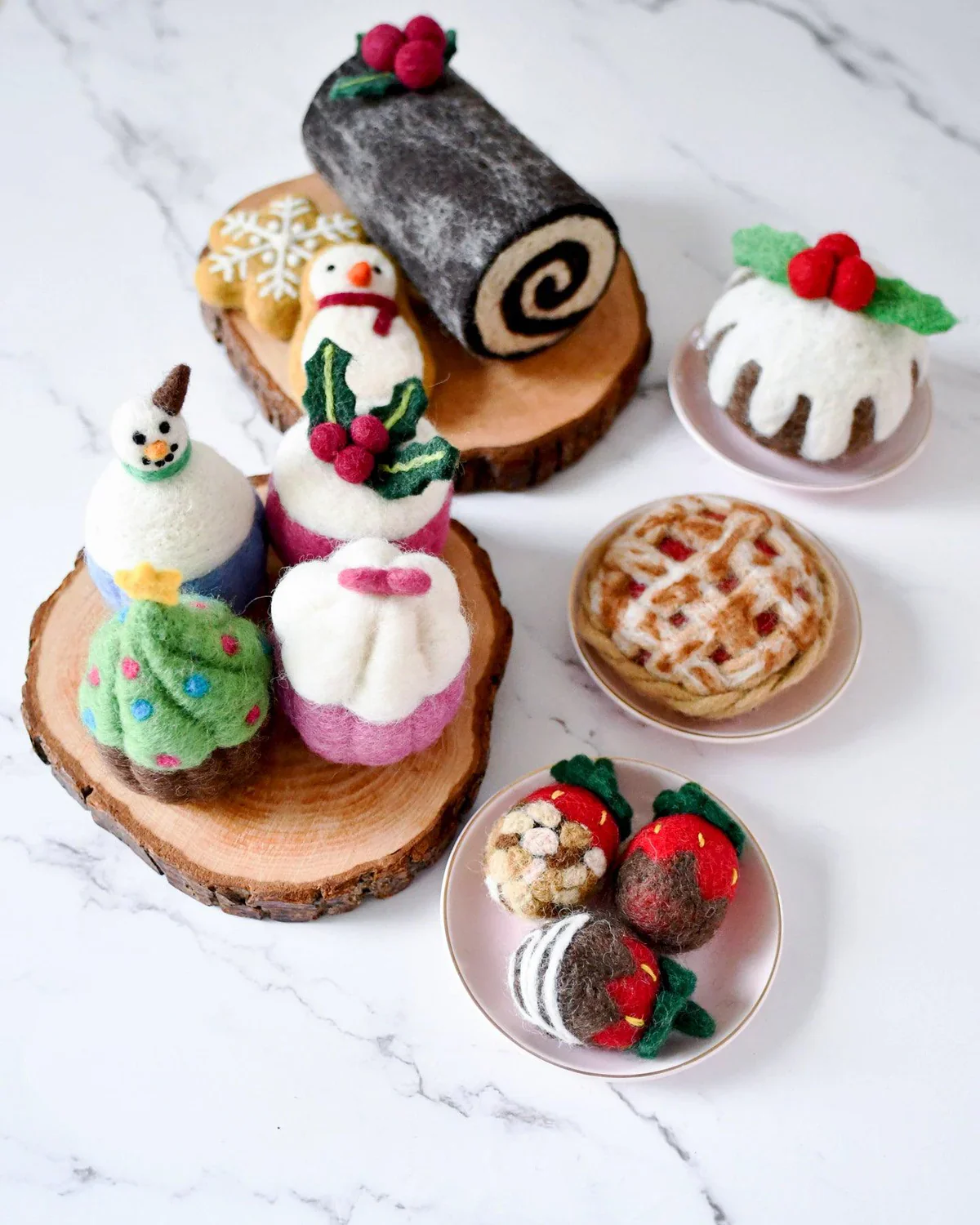 Felt Christmas Pudding - Round - Image 5