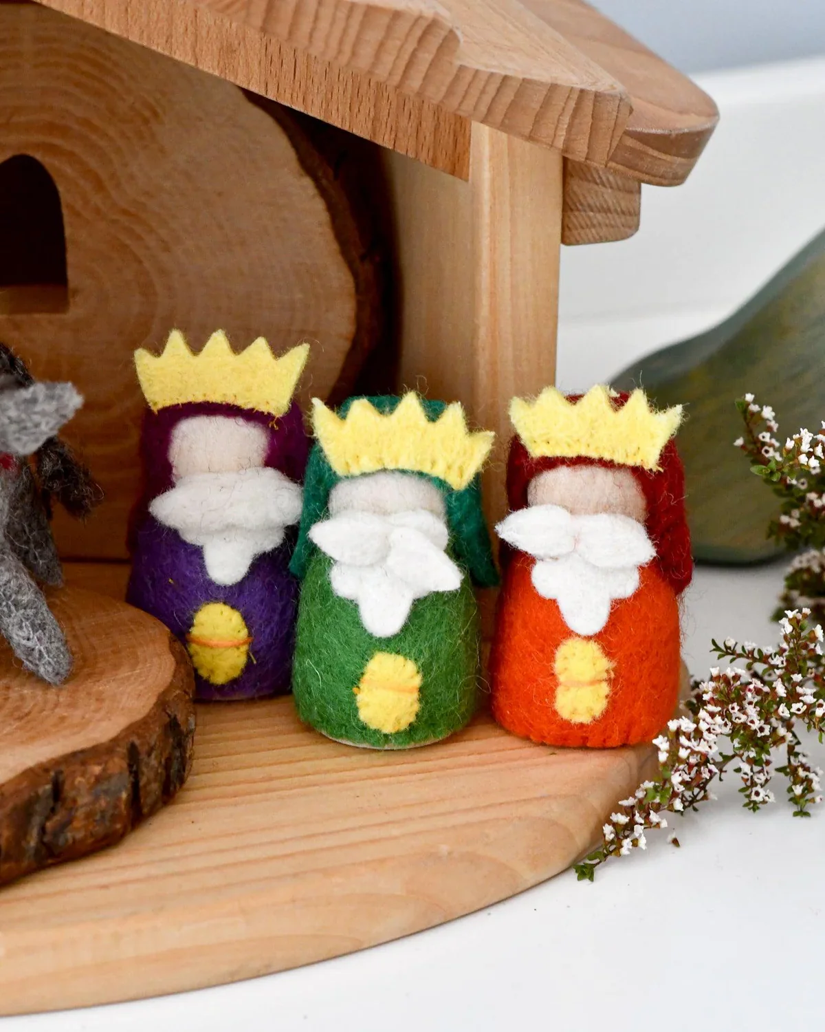 Felt Nativity Peg Dolls Set - Image 4
