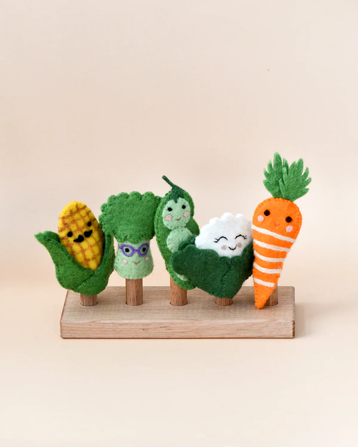 Felt Vegetables Finger Puppets Set - Image 4
