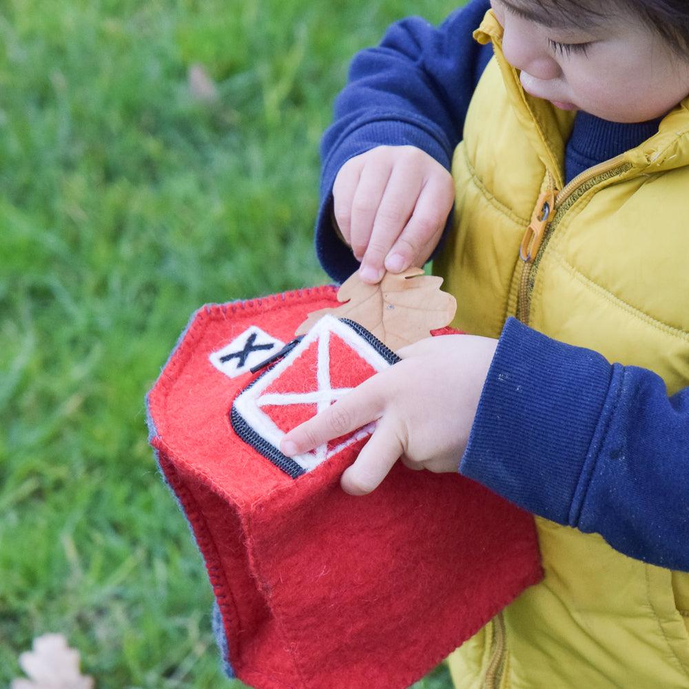 Finger Puppets Bag - Farm Barn - Image 3