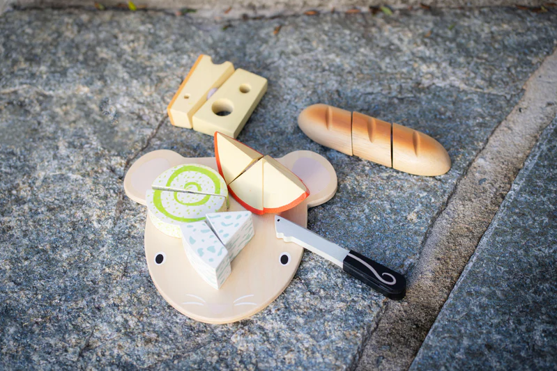 Cheese Chopping Board - Image 5