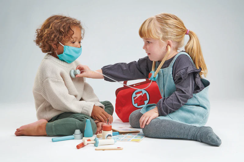 Doctor's Bag & Accessories - Image 2