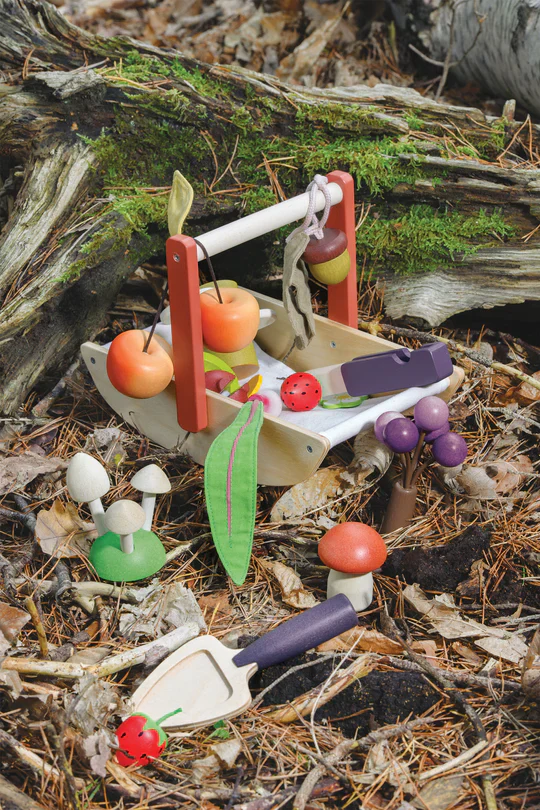 Wild Wood Foraging Trug - Image 2