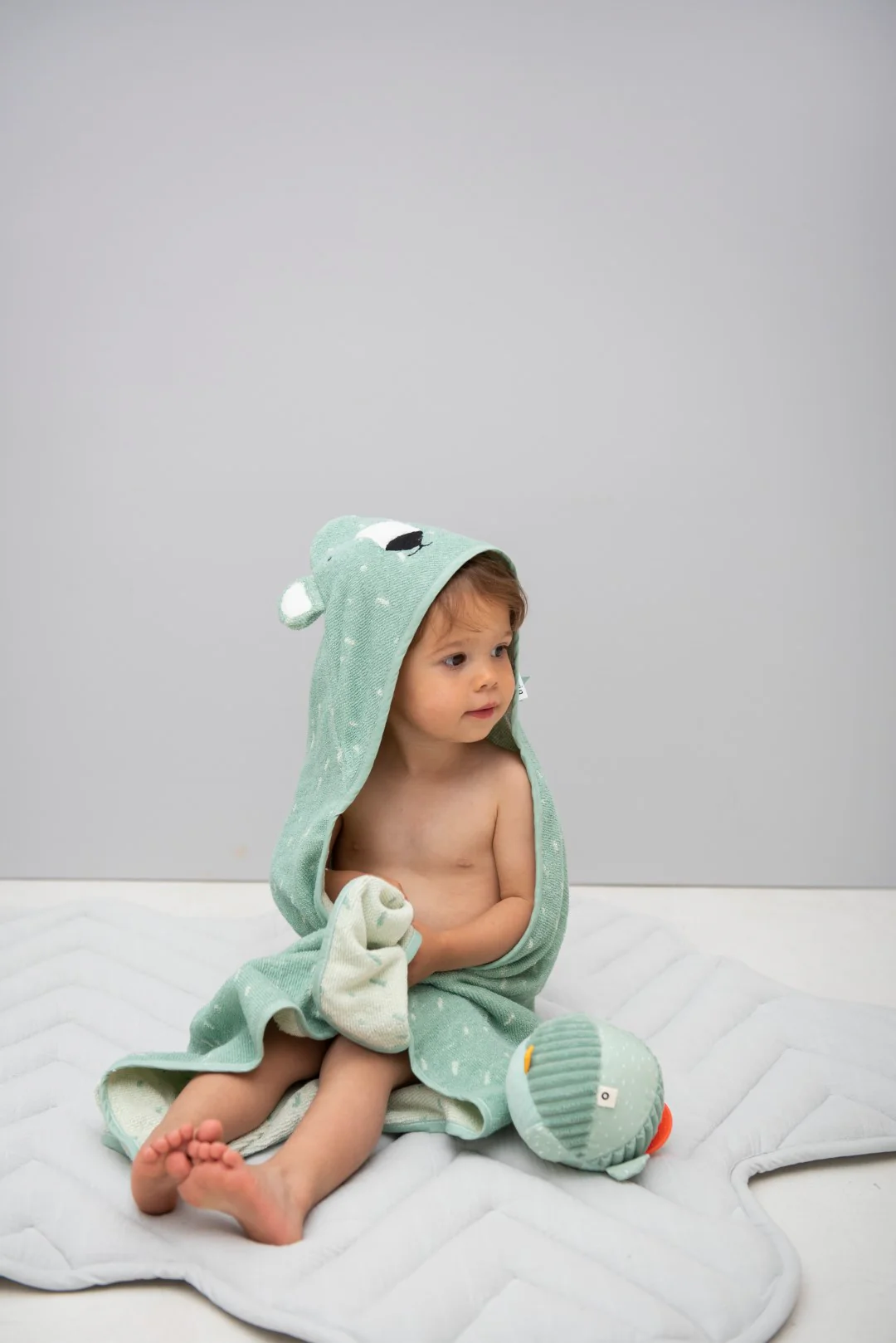 Organic Hooded Towel - Mr. Polar Bear - Image 6