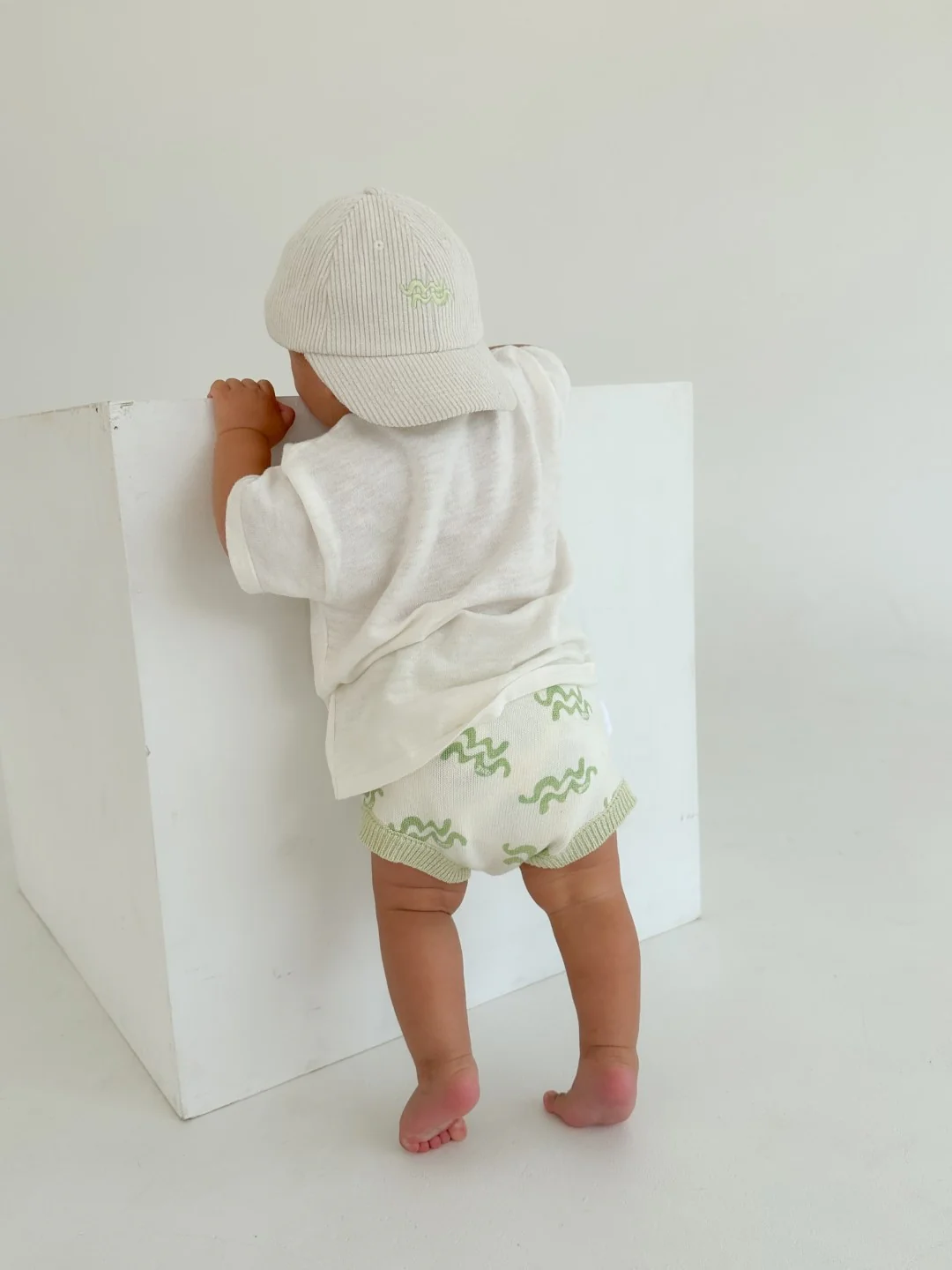 Ziggy Lou - Bloomers | Waves - Image 2